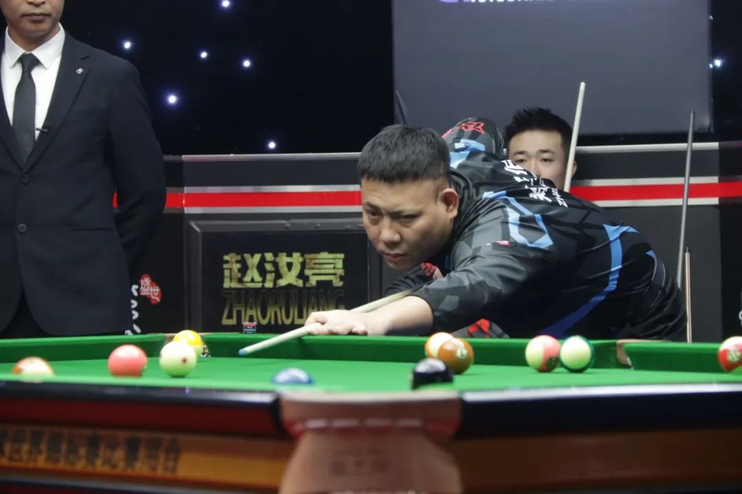 申花队一直 申花队一直